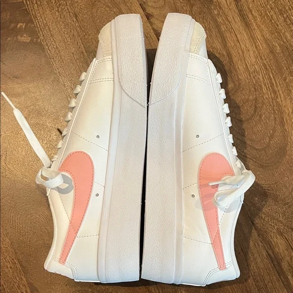 Nike Blazer Low Platform “Pink Glaze” Sneakers NEW - Picture 3 of 11
